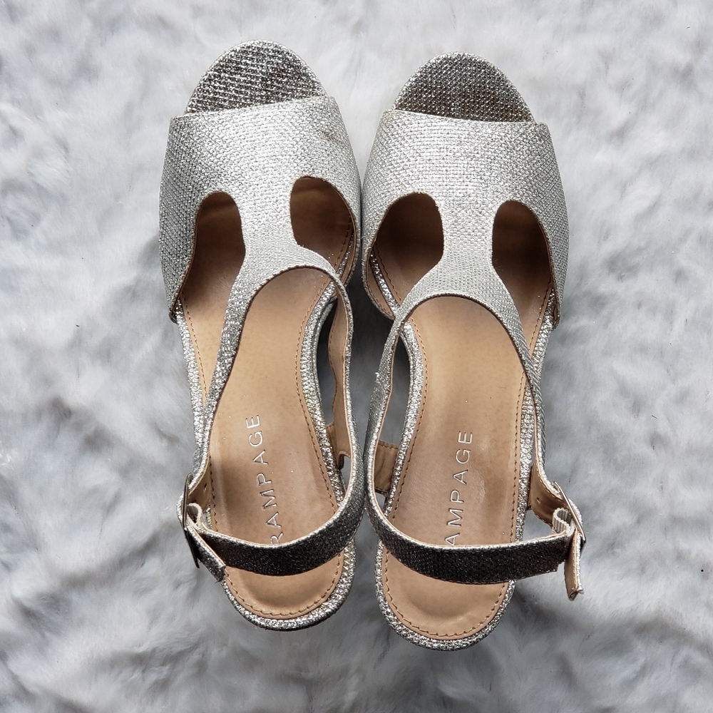 Silver Mesh Look Platform Wedges - Picture 3 of 9